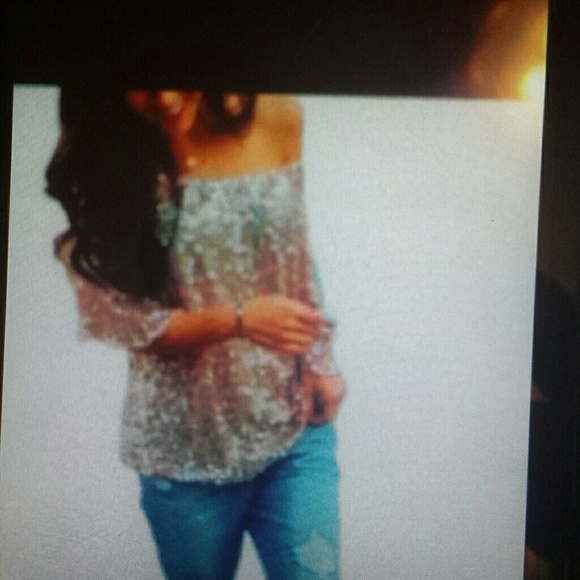 no brand Tops - LAST ONE MEDIUM Gold Sequin Top